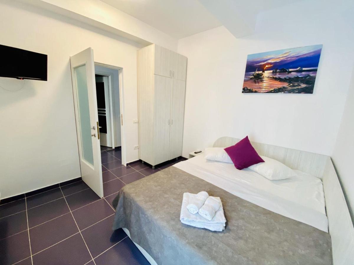 Apartament Ella D25 Mackerel Navodari Exterior photo